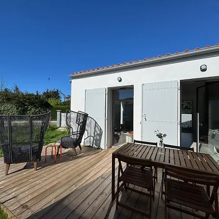 La Maison Neuve D'architecte A Oleron *
